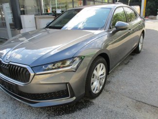 Škoda Superb Selection Liftback 2,0 TDI/110 kW DSG
